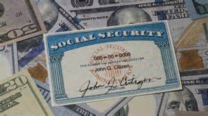 What happens to my Social Security if I give up my green card?