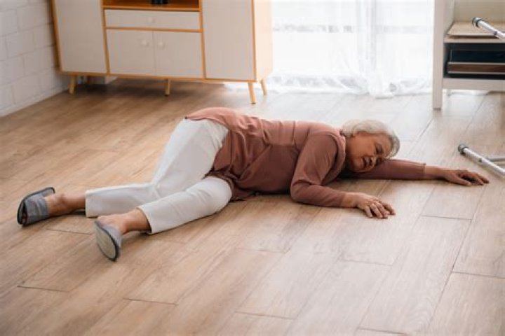 What happens when an elderly person has a heart attack?