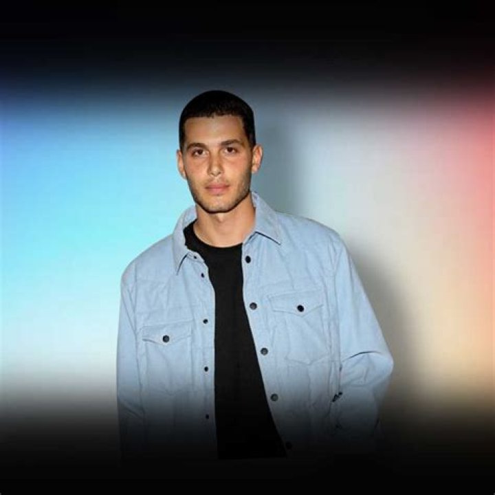 What is Fai Khadra job?