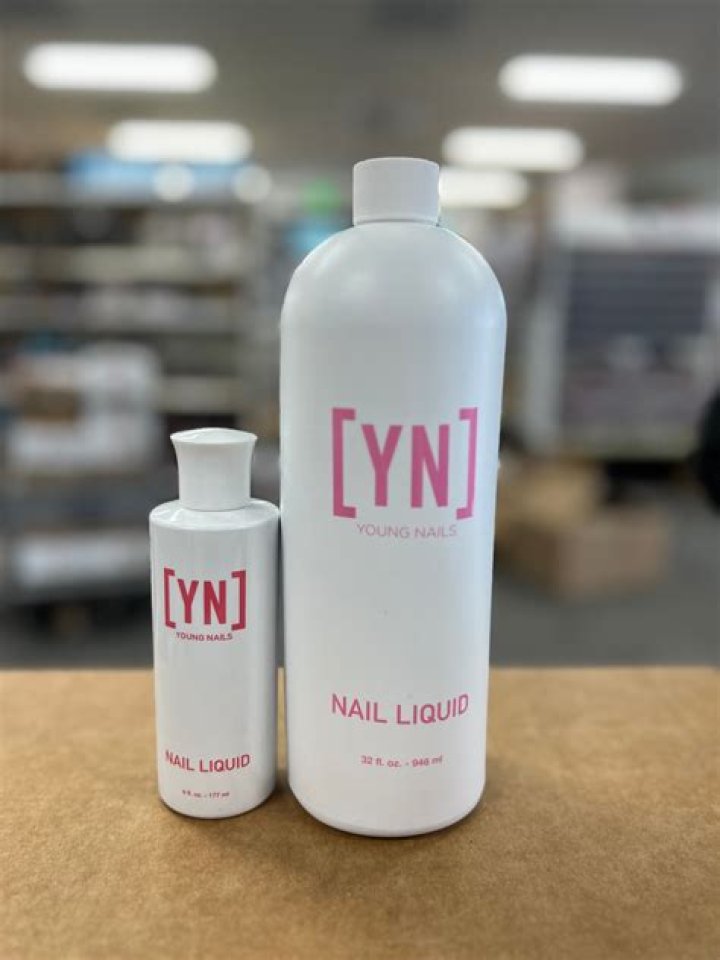 What is MMA nail liquid?