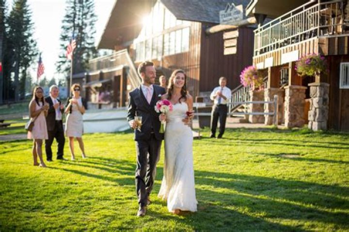 What is the unluckiest day to get married?