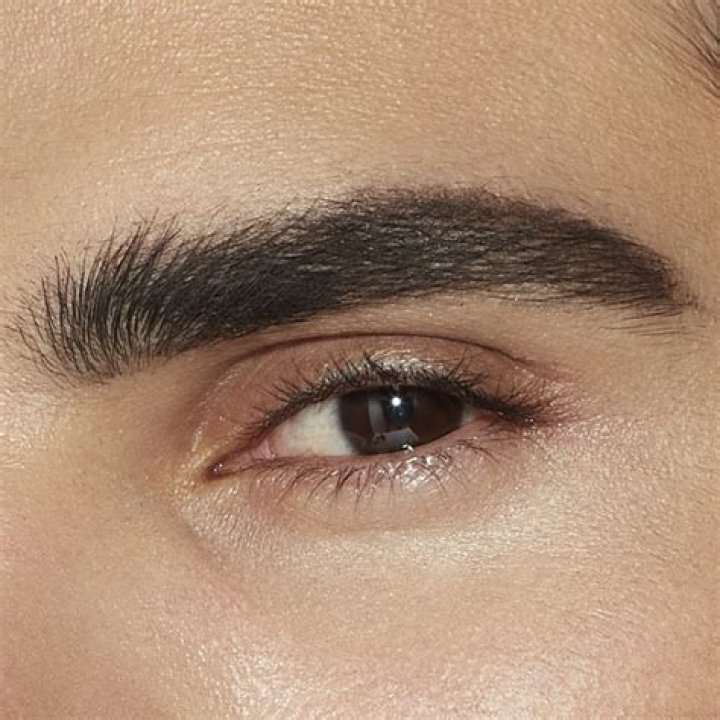 What makes an eyebrow attractive?