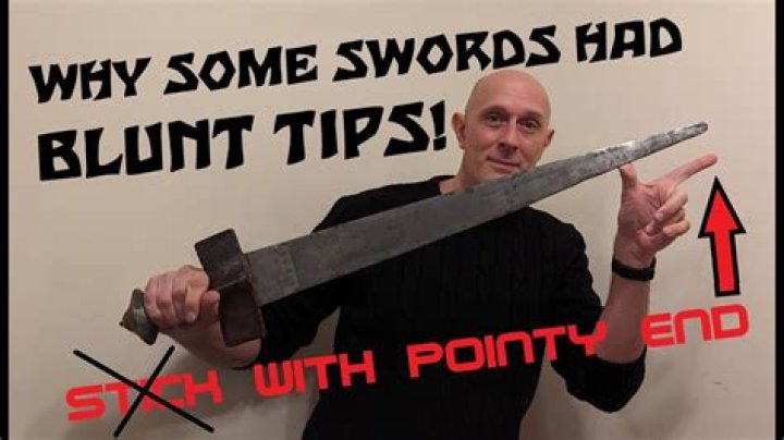 What signs would indicate blades are blunt and needed changing sharpening?