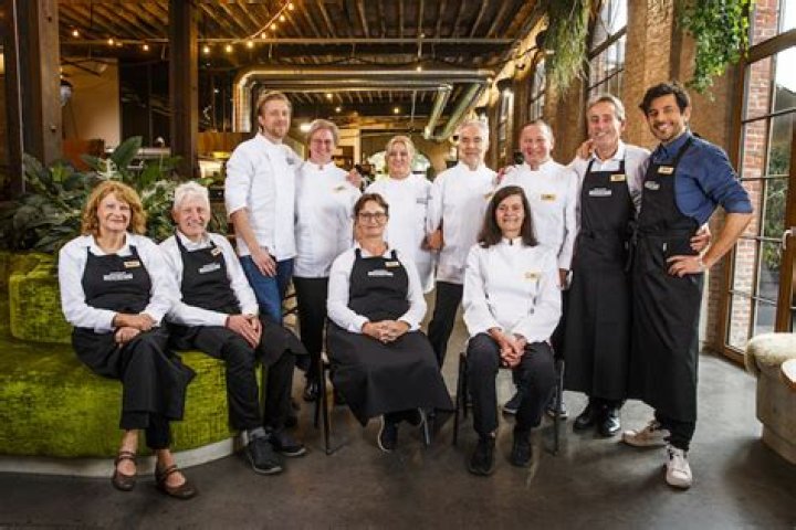 What was the name of the restaurant that just closed?