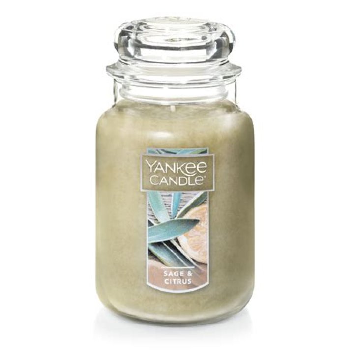 What wax is Yankee Candles made from?