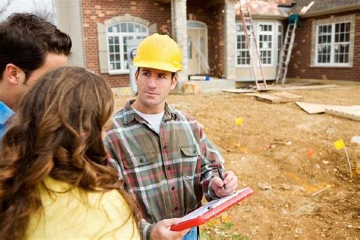 When should you give a contractor a deposit?