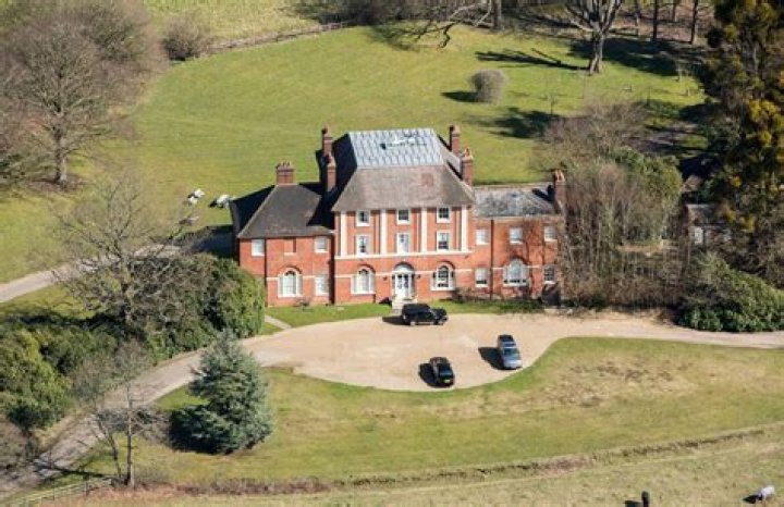 Where is Kates house in This Is Us?