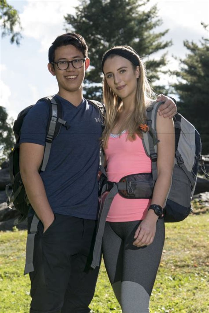 Which amazing race couples are still together?