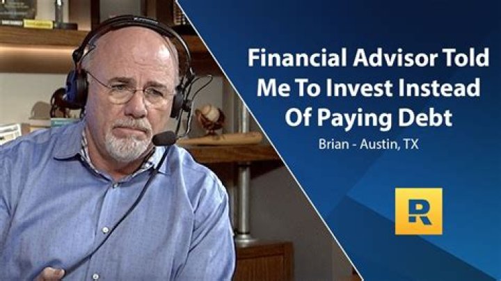 Who gives financial advice?