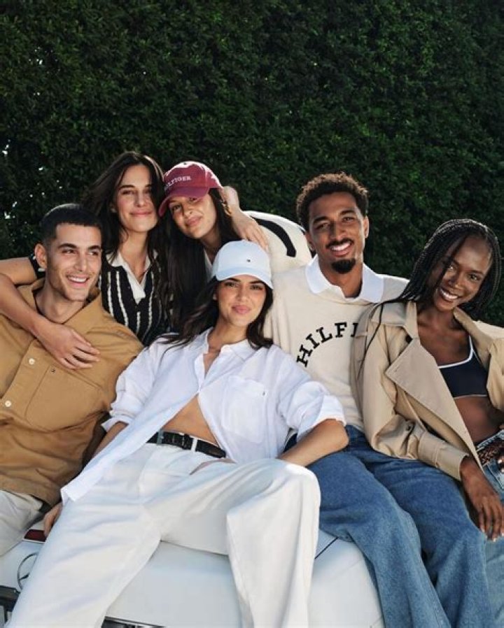 Who is Fai Khadra parents?