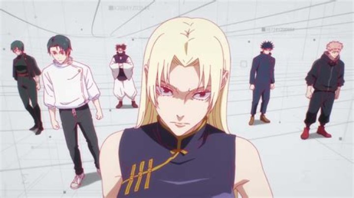 Who is messing with Clay in season 4?