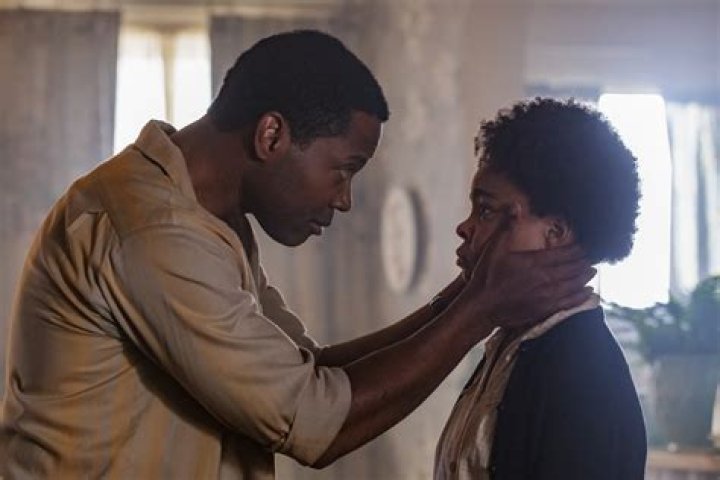 Who is Ronnies baby's mama?