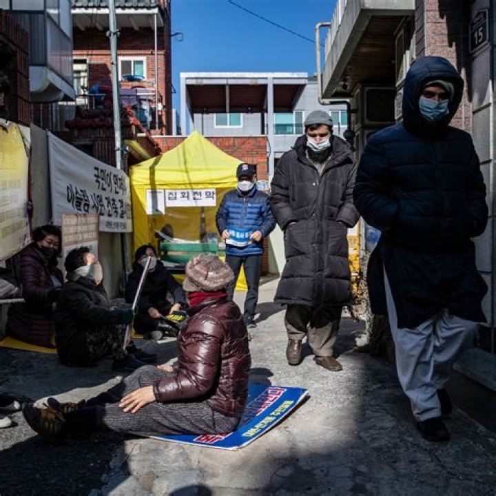 Who is South Korea's main visual?