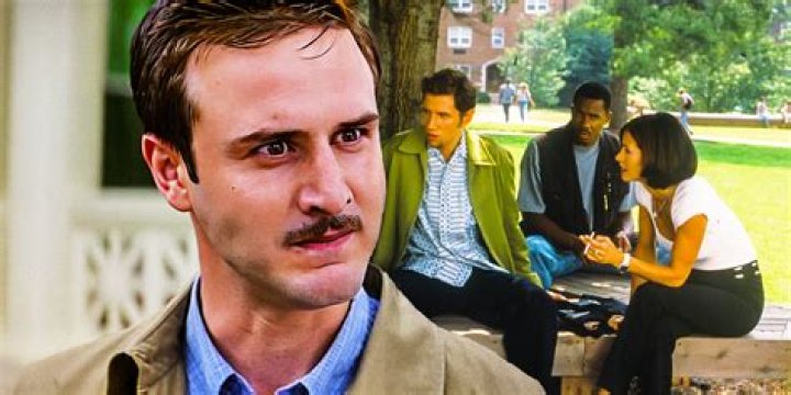 Who stabbed Dewey Scream 2?